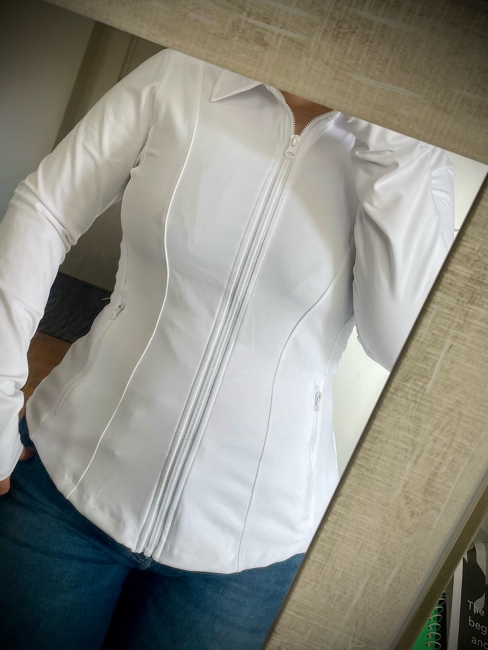 WonderWink White Medical Jacket

Size: Medium